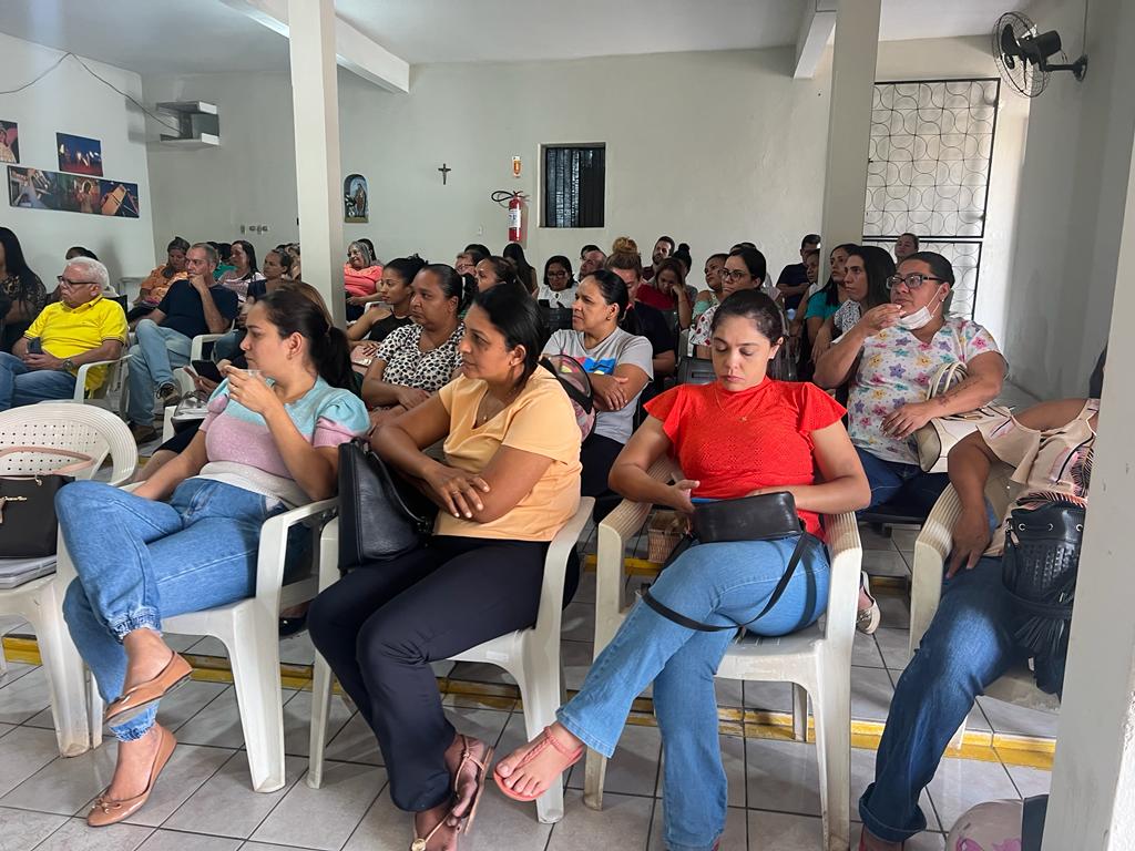 SAÚDE MANTÉM ESTADO DE GREVE.