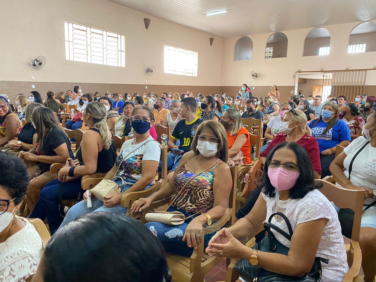 ​SINDMUB realiza assembleia com professores que decidem por continuarem a luta em defesa de... CLIQUE E SAIBA MAIS