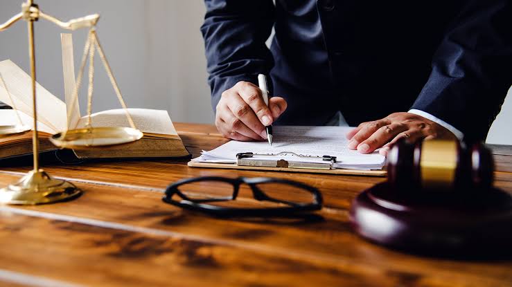 PERÍCIAS JUDICIAIS.  A BUSCA PELA INSALUBRIDADE