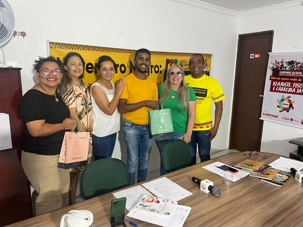 Lutas, racismo e preconceito estrutural é discutido em Podcast Sindical