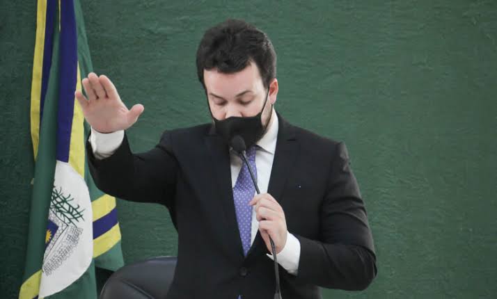 Paralisar: forma legítima de protesto. Direito constitucional.