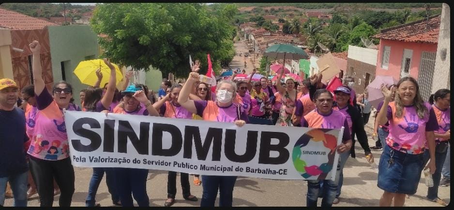 Professores de Barbalha intensificam mobilização pelo pagamento do piso