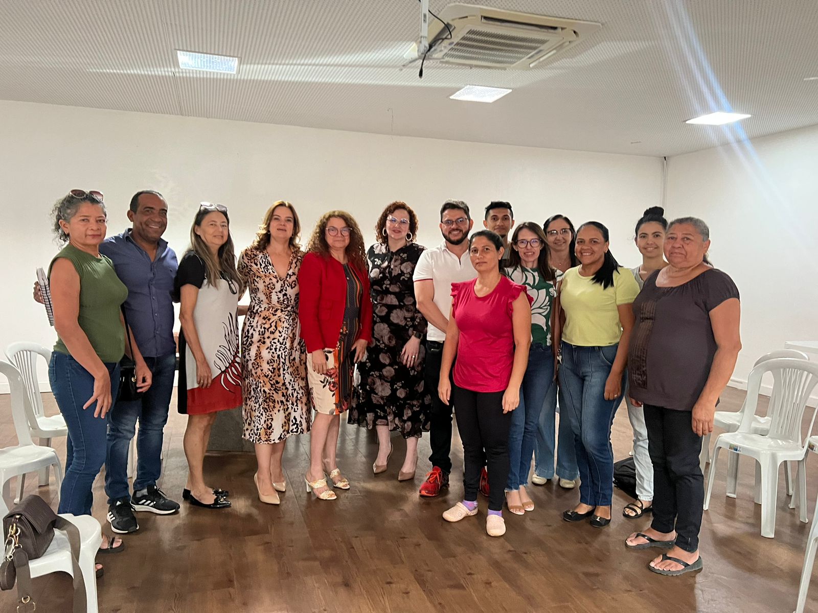 Avanços nas negociações. Mais uma categoria será contemplada.